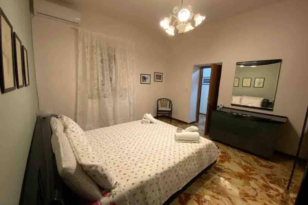 فيلا فوميفريدو دي سيشيليافي Casa Vacanze Da Nonna Santa المظهر الخارجي الصورة